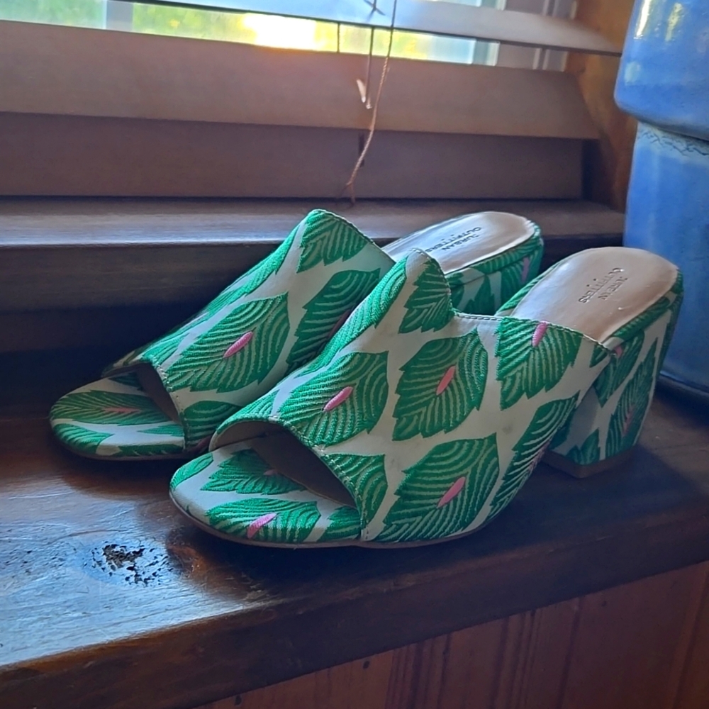 Urban Outfitters, open-toe chunky heel mules, heeled slides, fabric 7.5 US